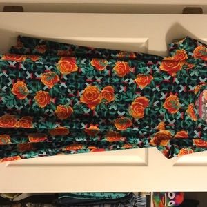 Lularoe carly